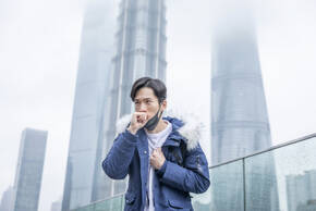 剥夺政治权利三年可以迁户口吗