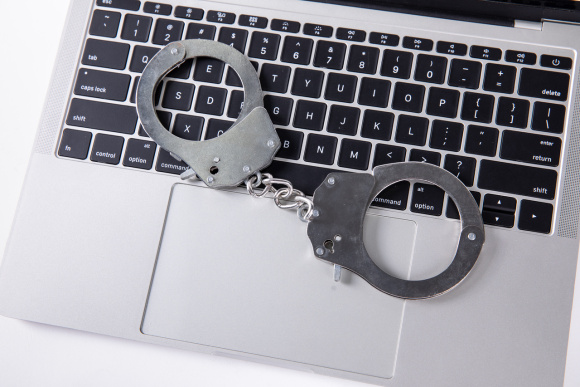 网络诈骗金额达到多少可以报警（网络诈骗金额达到多少可以立案）